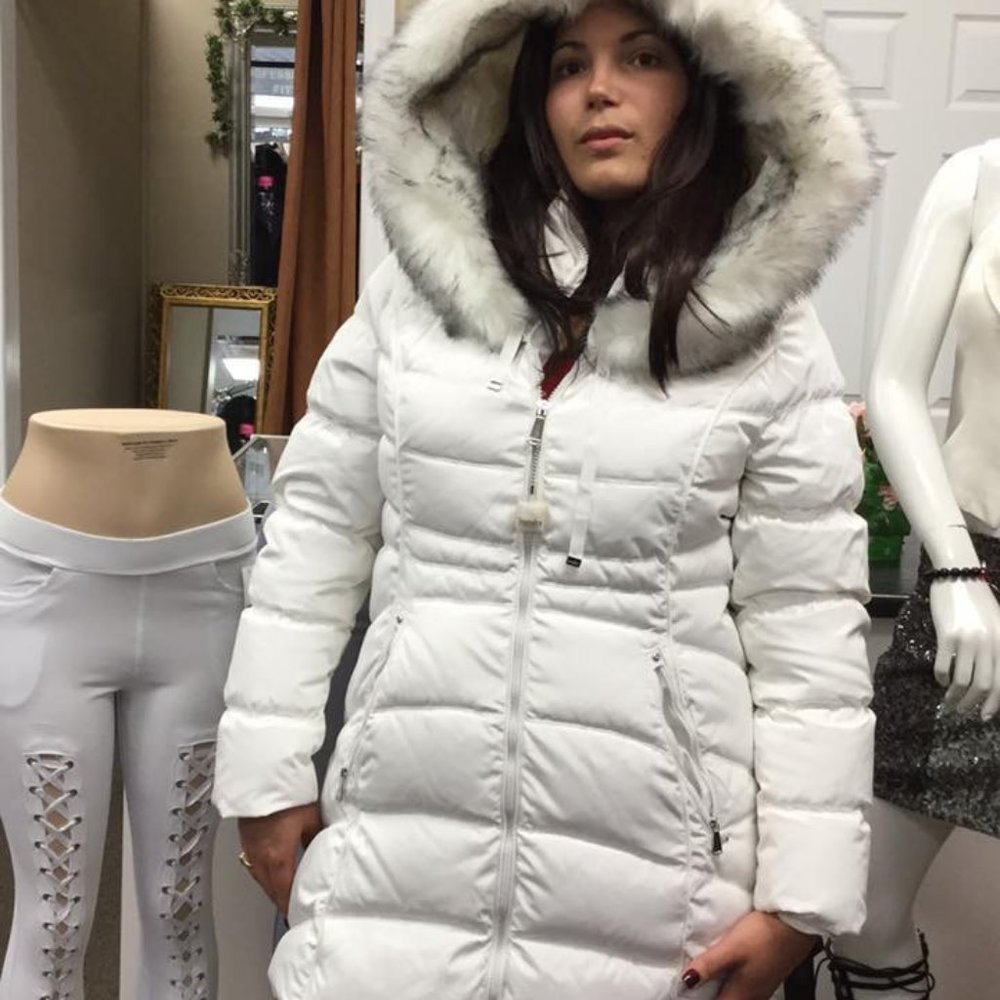 NEW Luxury Laundry, Faux Fur -Trim Hooded ,Down water Proof j